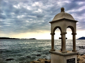 Retire in Cannes, France