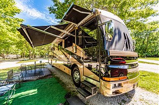 Retire travel by RV